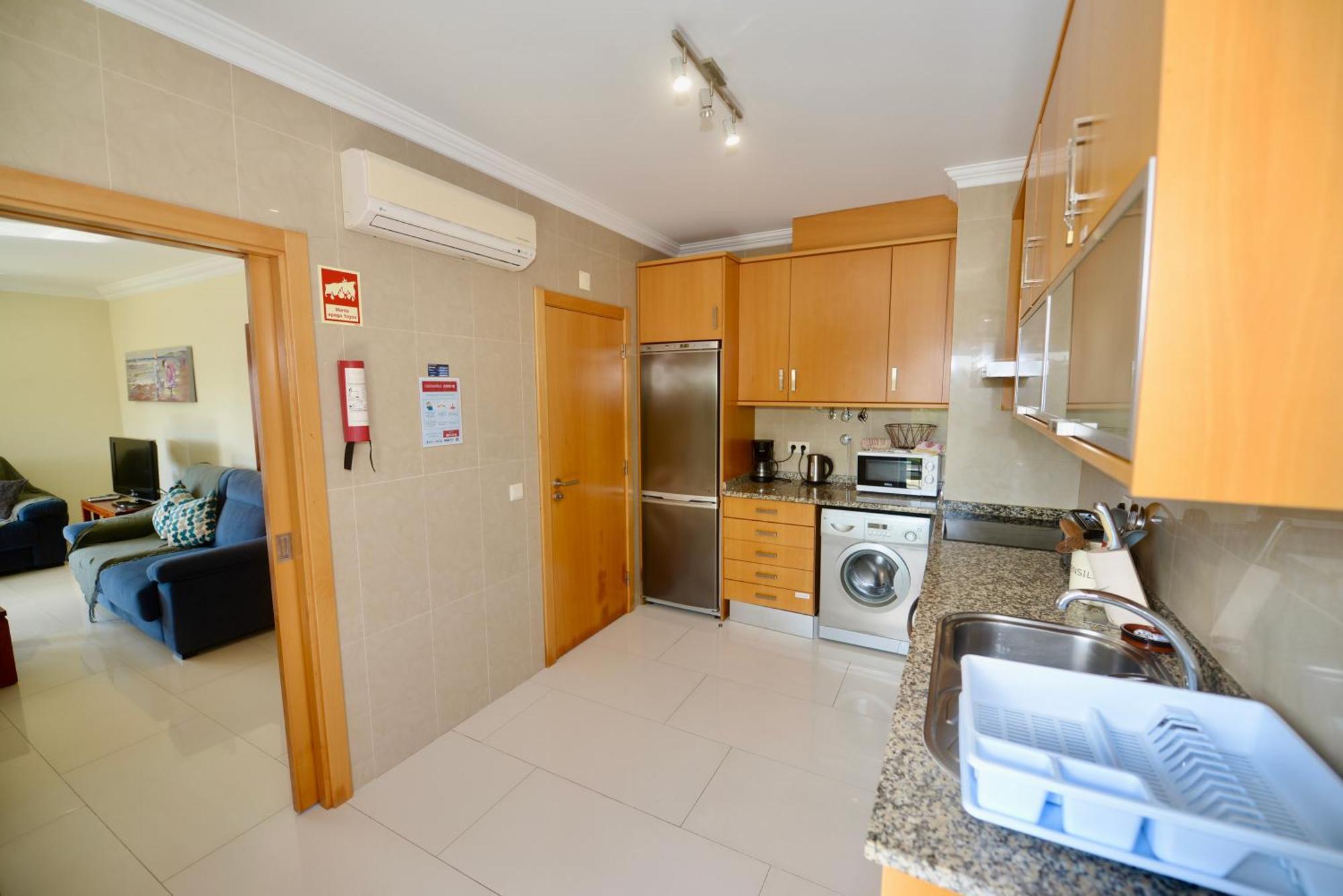 Pebble - 1 Bedroom Apartment Sleeps 5 With Pool & Tennis Court São Martinho do Porto Zewnętrze zdjęcie