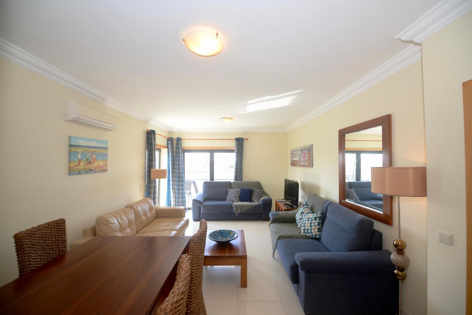 Pebble - 1 Bedroom Apartment Sleeps 5 With Pool & Tennis Court São Martinho do Porto Zewnętrze zdjęcie